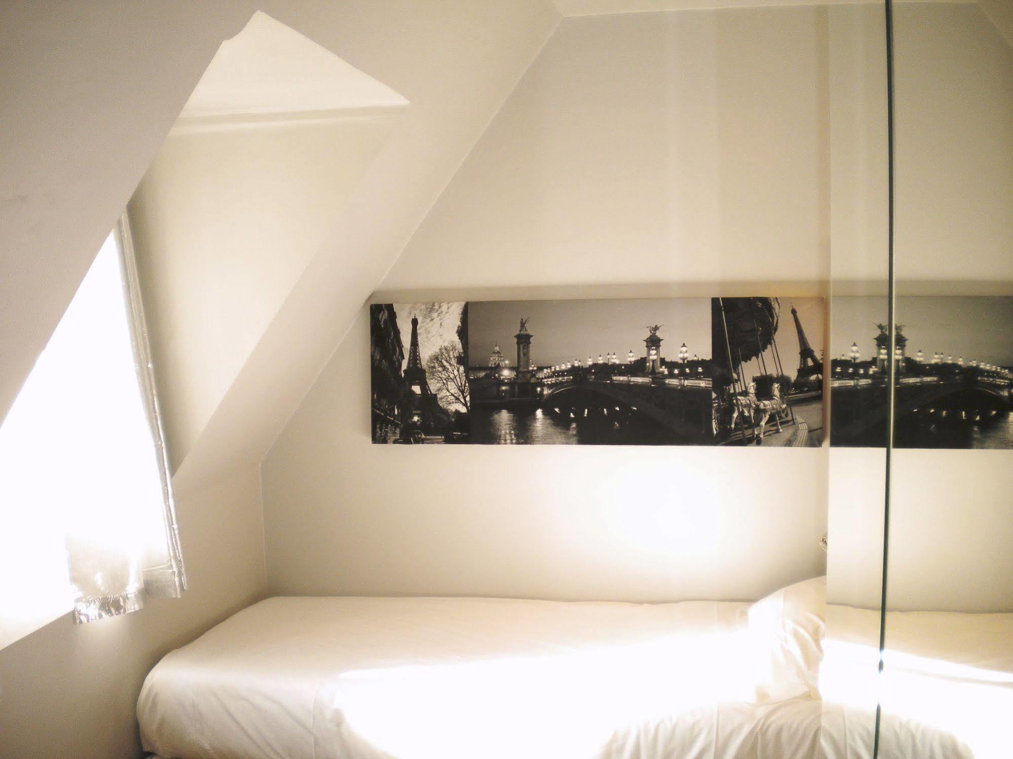 Hotel Tilde Paris Bagian luar foto